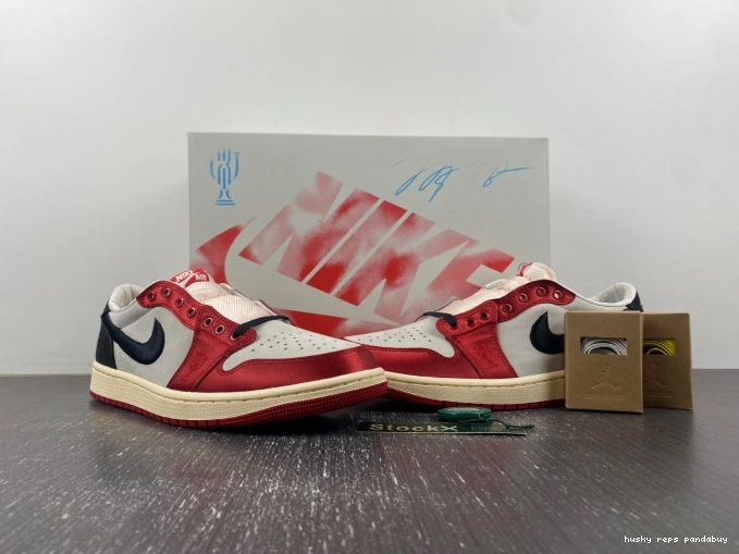 Rep Husky 1 FN0432-100 OG Air Low Trophy x Room Jordan Away 0717